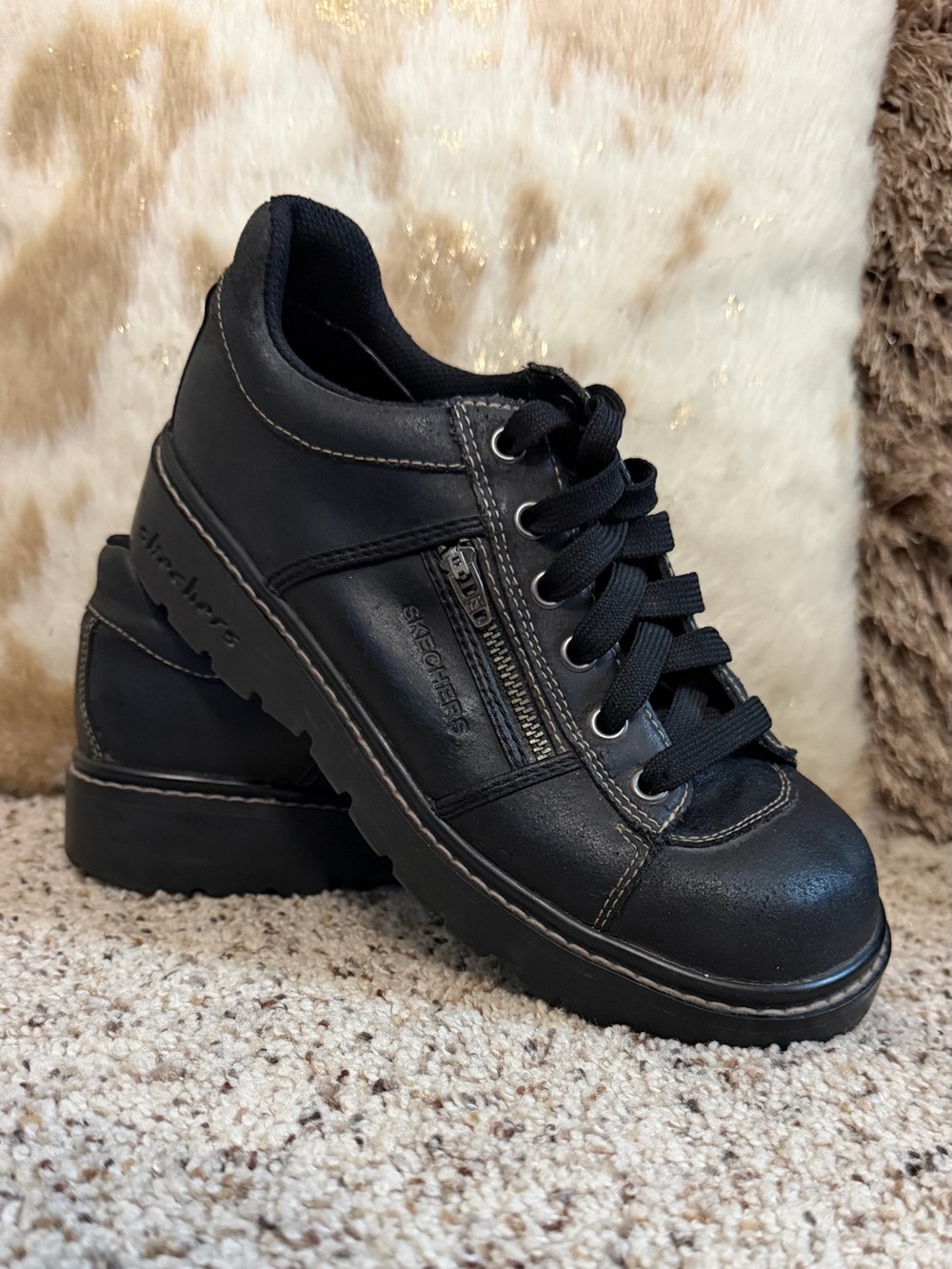 Vintage Black Leather Sketchers Tredd Jammers